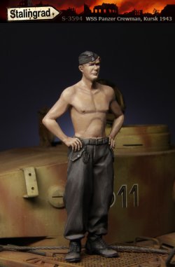 画像1: スターリングラード[ST3594]1/35武装SS戦車搭乗員クルクス1943(4)上着を脱いだ搭乗員