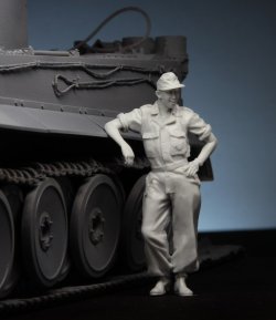 画像4: スターリングラード[ST3597]1/35武装SS戦車搭乗員クルクス1943(6)戦車に寄り掛かる搭乗員