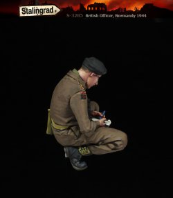 画像3: スターリングラード[ST3285]1/35 WWII イギリス メモを取る将校 ノルマンディー1944