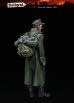 画像3: スターリングラード[ST3292]1/35 WWII ドイツ コートを着た兵士 1945年 (3)
