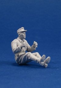 TANK[T-35124]1/35 WWII独 操縦手(夏)1941-45 (1体)