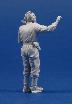 画像7: TANK[T-35125]1/35 WWII露 戦車兵(夏)1941-45 (1体)