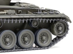 画像9: タミヤ[TAM35391]1/35 アメリカ軽戦車M24 チャーフィー (ヨーロッパ戦線)