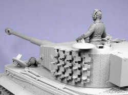 画像4: TANK[T-35007]1/35 WWII独 SS 戦車兵(夏)1944-45(2体)