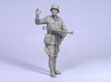 TANK[T-35021]1/35 WWII独 歩兵将校 スターリングラード 1942(1体)