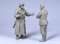 TANK[T-35024]1/35 WWII独 野戦憲兵と運転兵 1941-45(2体)