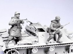 画像1: TANK[T-35026]1/35 WWII独 SS装甲擲弾兵 #2 ハリコフ(冬)1943(2体)