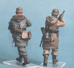 画像2: TANK[T-35029]1/35 WWII独 SS歩兵 ハリコフ(冬)1943(2体)