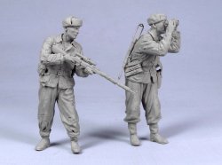 画像1: TANK[T-35075]1/35 WWII露 狙撃兵#2  ヴァシリ・ザイツェフ(冬)1942-43 (2体)