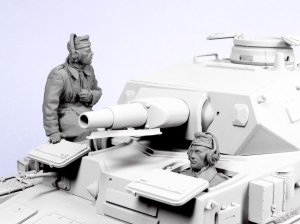 画像1: TANK[T-35084]1/35 WWII独 戦車兵 (冬)1941-43 (2体) (1)