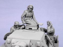 画像6: TANK[T-35085]1/35 WWII独 戦車兵#2 (冬)1941-43 (3体)