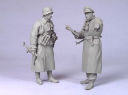 画像2: TANK[T-35086]1/35 WWII独 戦車将校とSS将校(冬)1941-43 (2体)