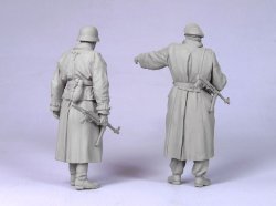 画像5: TANK[T-35086]1/35 WWII独 戦車将校とSS将校(冬)1941-43 (2体)