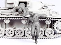 TANK[T-35091]1/35 WWII独 戦車兵「脱出」#2 (夏)41-44 (2体)