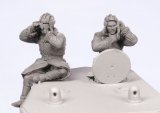 TANK[T-35097]1/35 WWII露 戦車兵(初期軍装)KV-2(冬)1939-44 (2体)