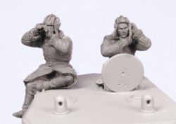 画像1: TANK[T-35097]1/35 WWII露 戦車兵(初期軍装)KV-2(冬)1939-44 (2体)