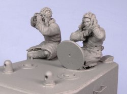 画像2: TANK[T-35097]1/35 WWII露 戦車兵(初期軍装)KV-2(冬)1939-44 (2体)