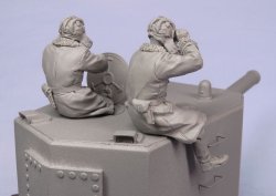 画像4: TANK[T-35097]1/35 WWII露 戦車兵(初期軍装)KV-2(冬)1939-44 (2体)