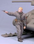 TANK[T-35101]1/35 WWII露 戦車兵「脱出」(冬)42-45 (2体)