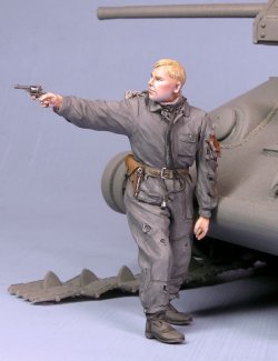 画像1: TANK[T-35101]1/35 WWII露 戦車兵「脱出」(冬)42-45 (2体)