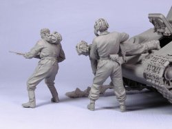 画像3: TANK[T-35106]1/35 WWII露 戦車兵「脱出」(夏)41-43 (3体)