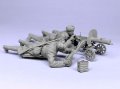 TANK[T-35117]1/35 WWII露 マキシム機関銃クルー(外套姿) 1943-45 (2体)