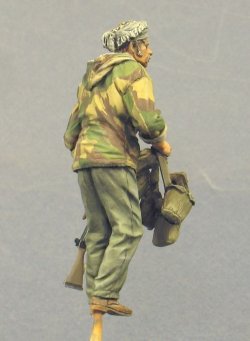 画像3: TANK[T-35182]1/35 現用英 SAS ランドローバークルー#2(オマーン1971)(2体)