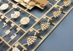 画像14: タイガーモデル[TML4628]1/35 現用ドイツ　レオパルド2MBT　レボリューションII【絶版】