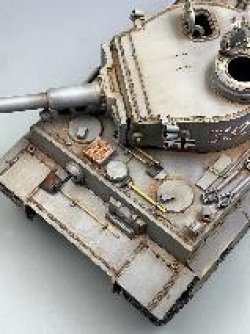 画像31: タイガーモデル[TML4901]1/35 VI号戦車 Sd.Kfz.181 タイガーI E型 前期型