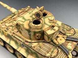 画像35: タイガーモデル[TML4901]1/35 VI号戦車 Sd.Kfz.181 タイガーI E型 前期型