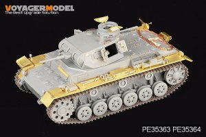 画像1: VoyagerModel [PE35363]WWII独 III号戦車E/F型 エッチングセット(DML用) (1)