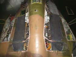 画像7: WWP [B034]現用 露/ソ MiG-29フルクラムA ディテール写真集パート1 最後のワルシャワ条約機構下戦闘機の全貌