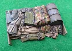 画像5: Work Shop Shin[M-20218]1/35 後部積載荷物セット（4号戦車系列用）