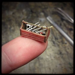 画像3: YENMODELS[LSG-A35025]1/35　木製一本手工具箱&工具セット#2