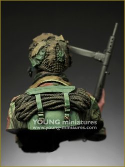 画像3: Young Miniatures[SL005]1/10 WWIIイギリス陸軍空挺兵「レッド・デビルズ」