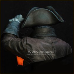 画像5: Young Miniatures[YH1861]1/10 近代 胸像 ランタンを掲げる海賊 穏やかな晩