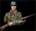 画像1: Young Miniatures[YM18101]1/10 WWII ドイツ武装親衛隊 小銃を抱える若き歩兵 胸像 (1)