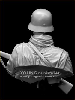 画像10: Young Miniatures[YM18101]1/10 WWII ドイツ武装親衛隊 小銃を抱える若き歩兵 胸像