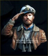 Young Miniatures[YM18102]1/10 WWII ドイツ海軍 Uボート艦長「母港への帰還」 胸像