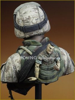 画像3: Young Miniatures[YM1816]1/10 現用 アメリカ海兵隊ガンナー イラク ファルージャ 2004