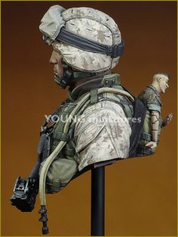 画像4: Young Miniatures[YM1816]1/10 現用 アメリカ海兵隊ガンナー イラク ファルージャ 2004