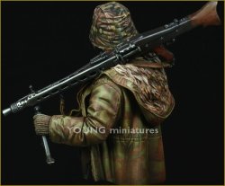 画像4: Young Miniatures[YM1822]1/10 WWIIドイツ武装親衛隊MG-42ガンナー アルデンヌ1944