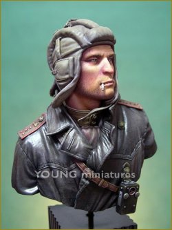 画像2: Young Miniatures[YM1823]1/10 WWIIソビエト赤軍戦車兵長 1944