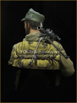 画像4: Young Miniatures[YM1860]1/10 WWIIドイツ武装親衛隊 MG43を担ぐ山岳猟兵