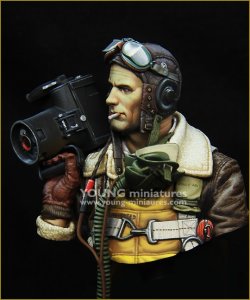 画像3: Young Miniatures[YM1872]1/10 WWIIアメリカ陸軍航空隊 K20カメラを構えるB-17爆撃機搭乗員