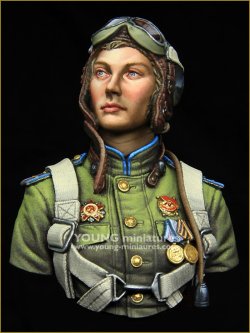 画像2: Young Miniatures[YM1878]1/10 WWIIソビエト夜間爆撃機連隊「ナイトウィッチーズ」