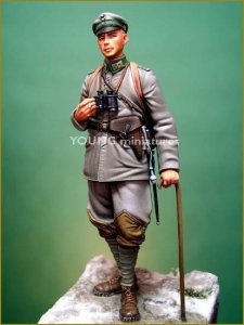 画像1: Young Miniatures[YM7001-R]70mm  WWIドイツ帝国陸軍中尉 第3軽歩兵連隊 1917 (1)