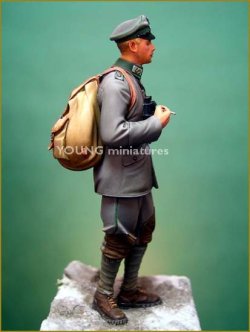 画像3: Young Miniatures[YM7001-R]70mm  WWIドイツ帝国陸軍中尉 第3軽歩兵連隊 1917