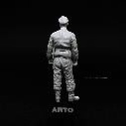 画像5: ARTOプロダクション[ARP35003]1/35 武装親衛隊 少佐ヨーゼフ・ディーフェンタール"