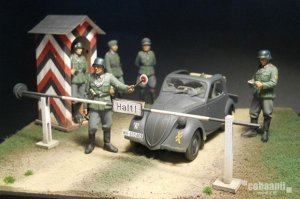 画像1: コバアニ模型工房[FS-005]1/35WW2　1/35ドイツ軍チェックポイント (1)